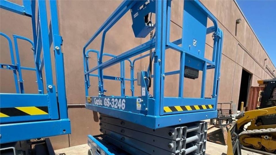 Alaçatı Makaslı Eklemli Manlift, Alaçatı Makaslı Eklemli Manlift Kiralama, Alaçatı Kiralık Makaslı Eklemli Manlift, Alaçatı Makaslı Eklemli Manlift Kiralama Fiyatları