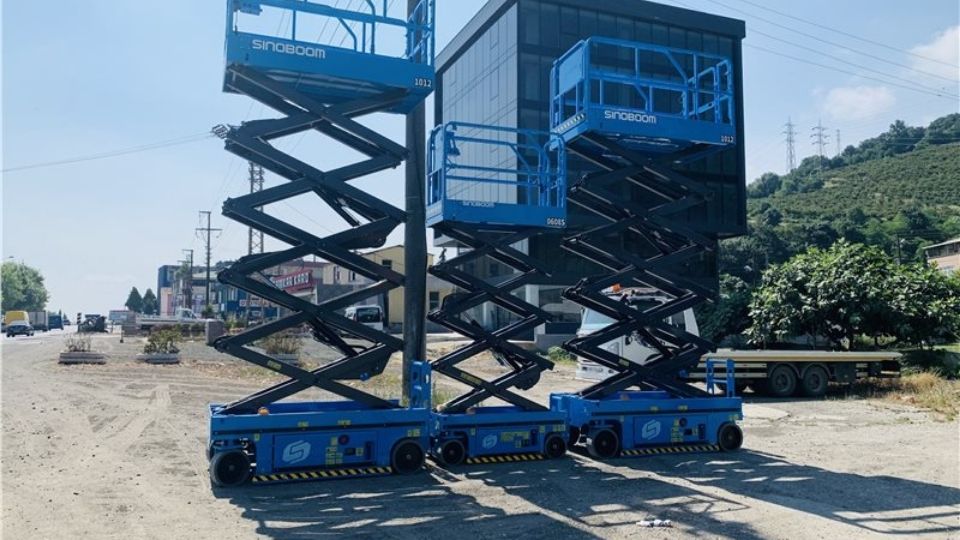 Çeşme Makaslı Eklemli Manlift, Çeşme Makaslı Eklemli Manlift Kiralama, Çeşme Kiralık Makaslı Eklemli Manlift, Çeşme Makaslı Eklemli Manlift Kiralama Fiyatları